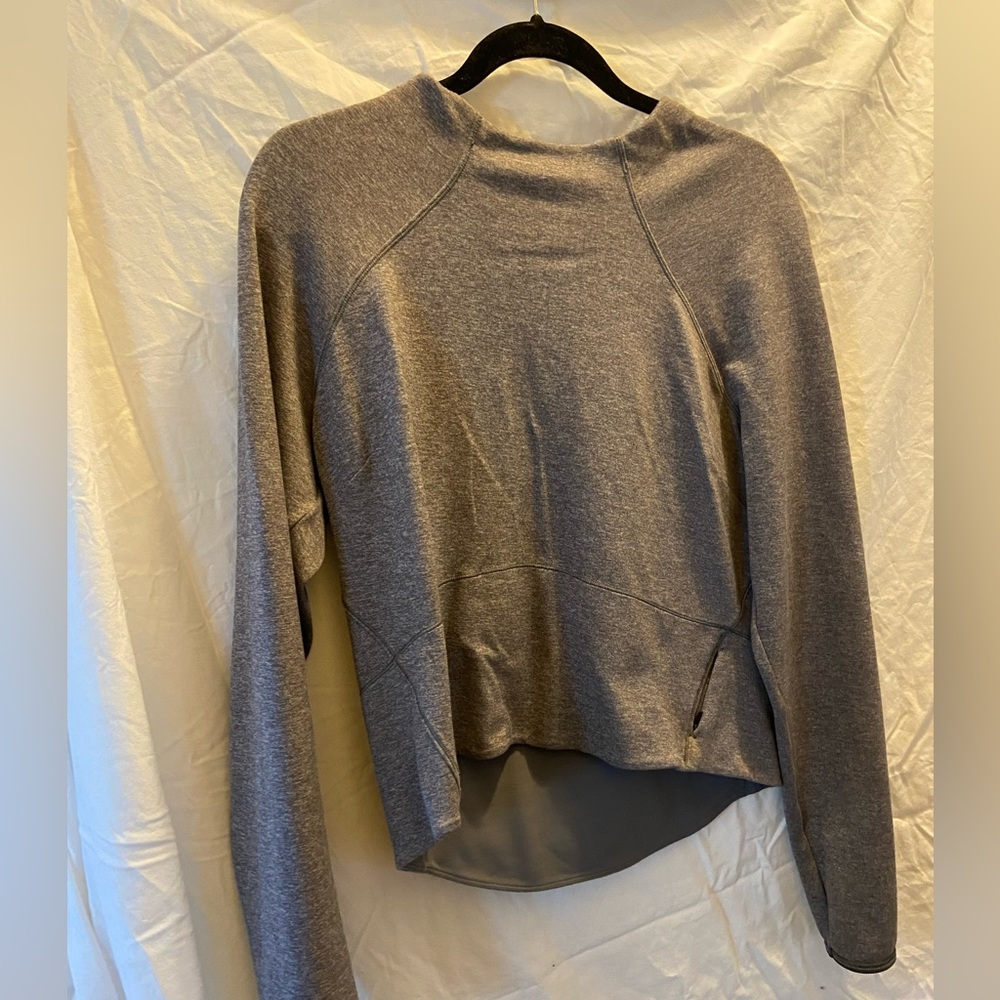 lululemon grey pullover
